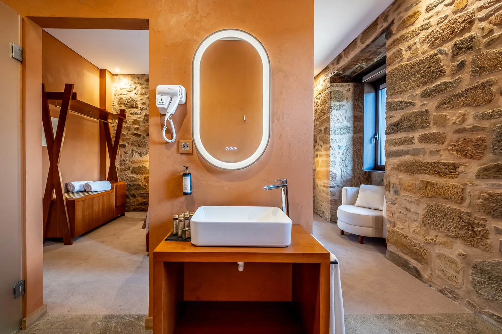 Cherry Room — Image 6